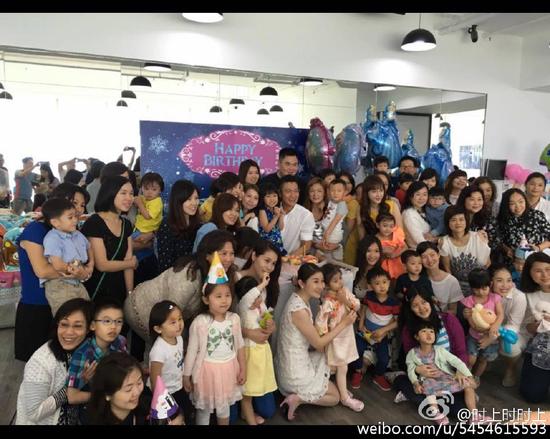 劉德華為4歲女兒慶生 劉德華為4歲女兒慶生