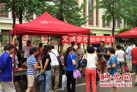 小升初綜合素質(zhì)評價(jià)現(xiàn)場如趕集