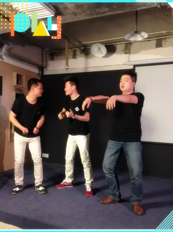 能看出這個(gè)場景主題是衛(wèi)生紙嗎？我讀書少，你別騙我……