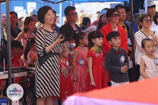 等等，這畫風(fēng)轉(zhuǎn)變太快我不明白了，看見啥了突然這么高興？