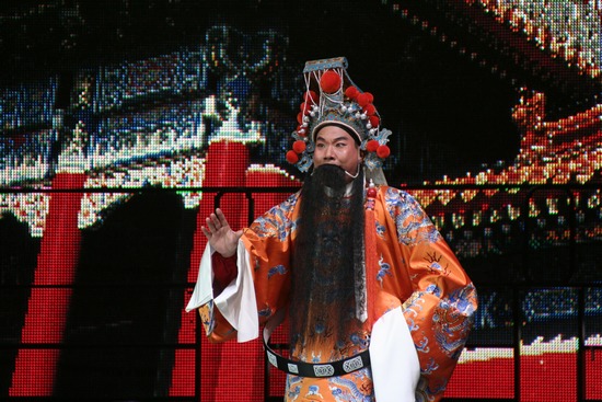 河南省豫劇二團演員、唐派再傳弟子郭志誠演唱唐派名劇《金殿風云》