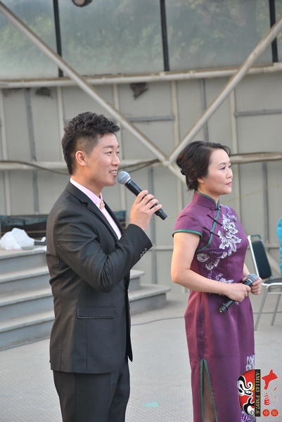河南電臺(tái)戲曲廣播著名主持人池城、曉琴表演詩(shī)朗誦《一塊常香的玉》
