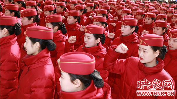 鄭州鐵路春運(yùn)預(yù)計(jì)發(fā)送旅客1478.6萬人 鄭州鐵路春運(yùn)預(yù)計(jì)發(fā)送旅客1478.6萬人