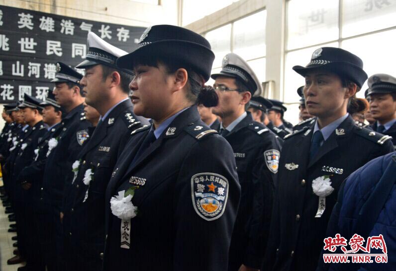 送別儀式上，姚世民的不少同志忍不住流下了眼淚