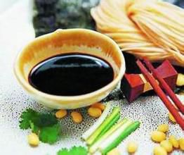 喝牛奶能美白？盤點(diǎn)關(guān)于飲食改變膚色的謠言