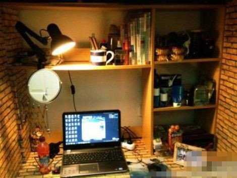 西南民族大學的“文藝范兒”男生寢室 西南民族大學的“文藝范兒”男生寢室