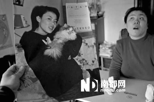 昔日的清純與秀美，如今，卻終身癱瘓、生活不能自理。C FP供圖