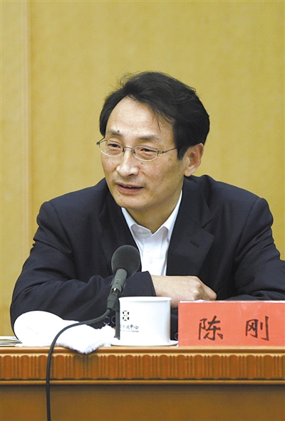 昨日，北京市人大代表、北京市副市長陳剛參與豐臺團(tuán)小組討論。 新京報(bào)記者 浦峰 攝