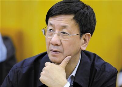 昨日，最高檢檢察長曹建明在遼寧團參加“兩高”報告分組審議。記者 陳杰 攝