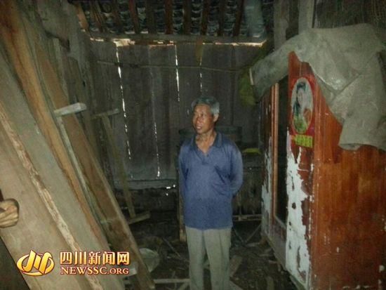 王本余的堂兄王本武向四川新聞網(wǎng)記者介紹王本余還剩下的財物。