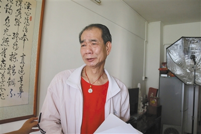 嫖娼事件后，區(qū)少坤向記者訴說委屈，他說：“這是一個圈套”。李根 攝