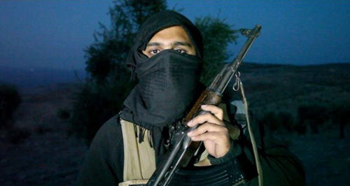 上百名英國(guó)人加入敘反對(duì)派武裝 誓言推翻英美政府(圖) 上百名英國(guó)人加入敘反對(duì)派武裝 誓言推翻英美政府(圖)