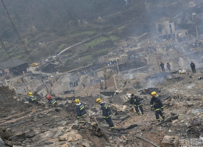 貴州300年歷史古寨遭大火 貴州300年歷史古寨遭大火