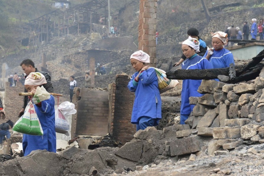 貴州300年歷史古寨遭大火 貴州300年歷史古寨遭大火