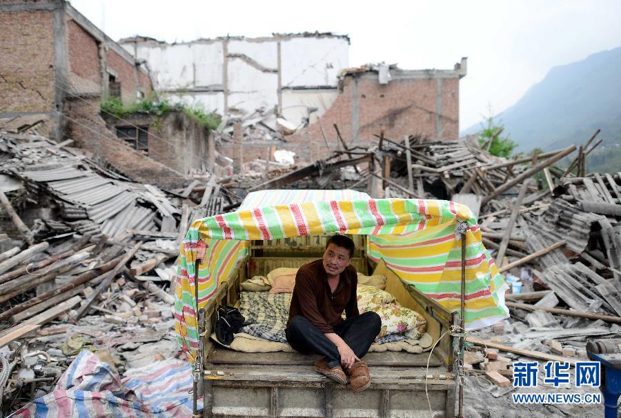 直擊震區(qū)：生活，依然在繼續(xù)