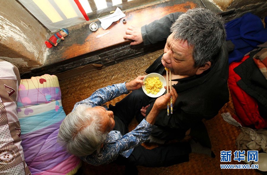 那些年，感動(dòng)過(guò)我們的母親