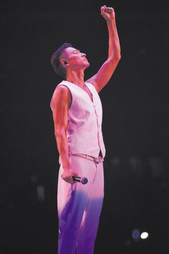 劉德華演唱會現(xiàn)場 劉德華演唱會現(xiàn)場