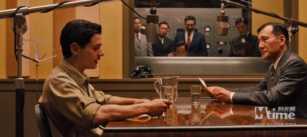 朱莉執(zhí)導(dǎo)"堅不可摧"首曝預(yù)告 朱莉執(zhí)導(dǎo)"堅不可摧"首曝預(yù)告