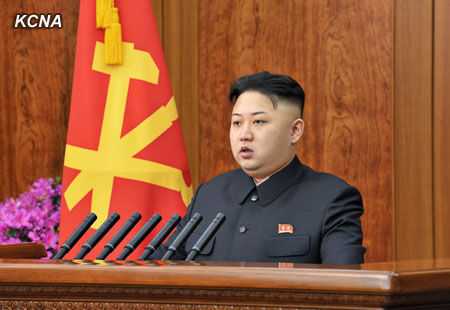 據(jù)朝中社報道，朝鮮最高領(lǐng)導(dǎo)人金正恩1日發(fā)表2013年新年賀詞。