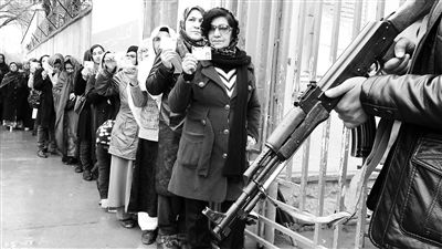 4月5日,阿富汗總統(tǒng)大選投票工作進(jìn)行 4月5日,阿富汗總統(tǒng)大選投票工作進(jìn)行