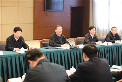 3月25日，王岐山在山東省臨沂市蒙陰縣主持召開蒙陰縣委常委擴大會議。