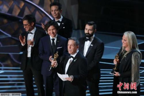 《尋夢(mèng)環(huán)游記》獲最佳動(dòng)畫長(zhǎng)片。主創(chuàng)說表示《尋夢(mèng)環(huán)游記》證明了藝術(shù)能跨越種族，傳播到全世界。