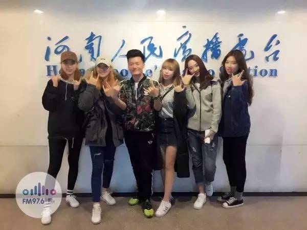 路飛終于體驗(yàn)了一回“他在叢中笑”的感覺！