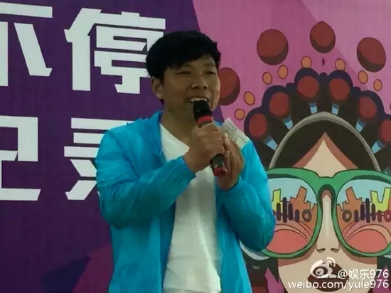 見證挑戰(zhàn)的戲迷代表陳紅森講述自己和戲曲的故事、見證歷史時(shí)刻的心情。