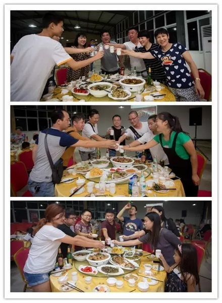 看我們的飯菜豐盛嗎？