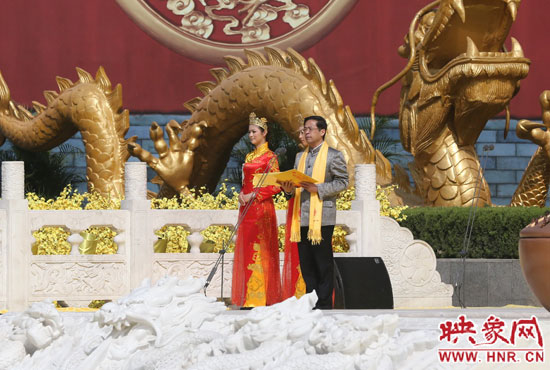 省委副書記、省政協(xié)主席葉冬松致歡迎詞。映象網(wǎng)記者 邵恰 攝