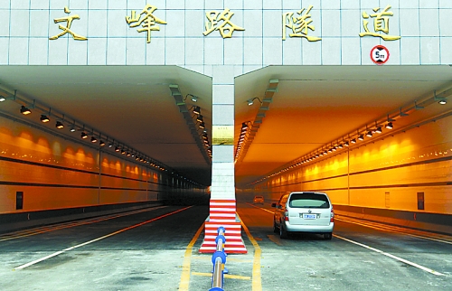 許昌市政“輕裝”邁入立交時(shí)代 許昌市政“輕裝”邁入立交時(shí)代