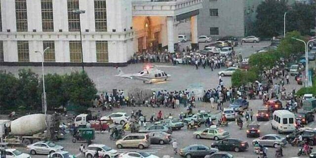 男子乘私人直升機(jī)從天津回鹽城過中秋 男子乘私人直升機(jī)從天津回鹽城過中秋