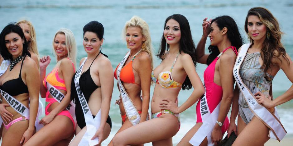 環(huán)球夫人全球總決賽上演泳裝秀 環(huán)球夫人全球總決賽上演泳裝秀