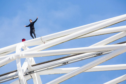 英國(guó)恐高癥小伙登頂134米溫布利球場(chǎng) 英國(guó)恐高癥小伙登頂134米溫布利球場(chǎng)