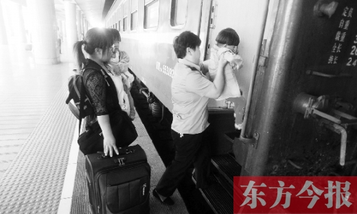 鄭州到溫州的2191/4次列車，是鄭州鐵路局最后一對(duì)綠皮車。