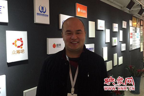 百人“十三五”:辭百萬年薪 幫更多的草根圓創(chuàng)業(yè)夢 百人“十三五”:辭百萬年薪 幫更多的草根圓創(chuàng)業(yè)夢