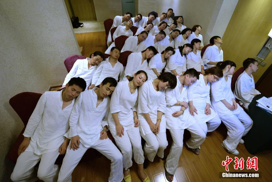 長(zhǎng)沙首個(gè)睡眠班開課 長(zhǎng)沙首個(gè)睡眠班開課