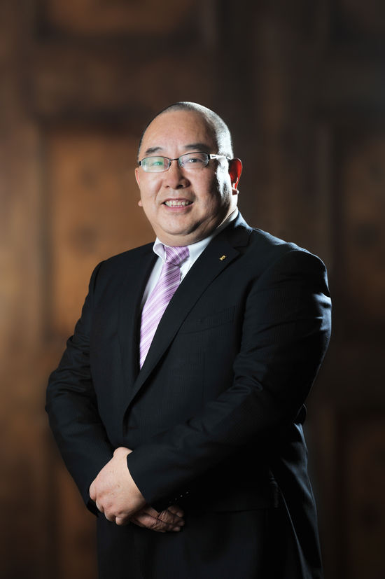 料理過多任國(guó)家領(lǐng)導(dǎo)人宴會(huì)的后廚“大管家”花惠生。 花惠生 供圖