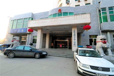 李宏亮在被違規(guī)辦理了監(jiān)外執(zhí)行后，再犯命案。