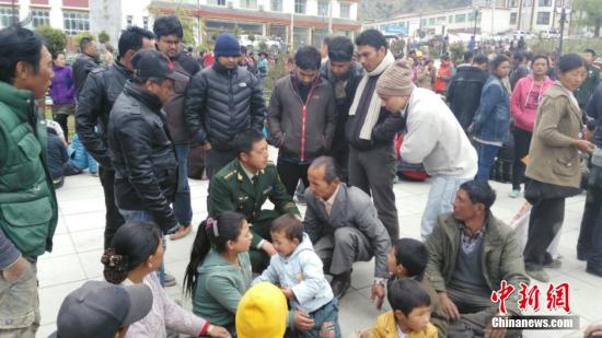 圖為西藏日喀則市吉隆縣吉隆鎮(zhèn)現(xiàn)場。 李國偉 攝