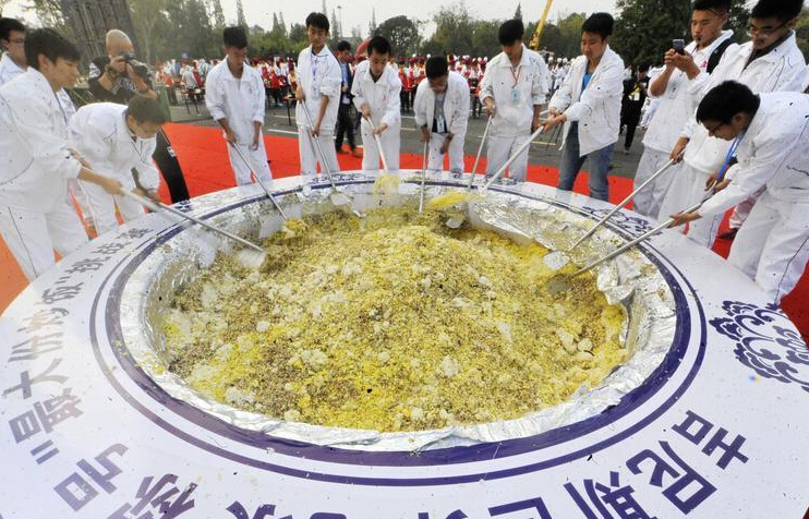 最大份炒飯 最大份炒飯