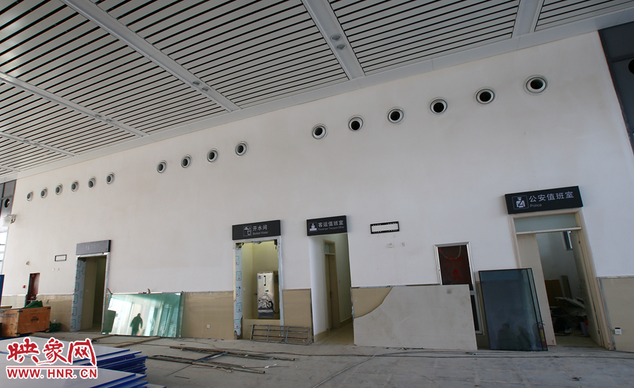 站內的服務設施已經安裝完畢 站內的服務設施已經安裝完畢