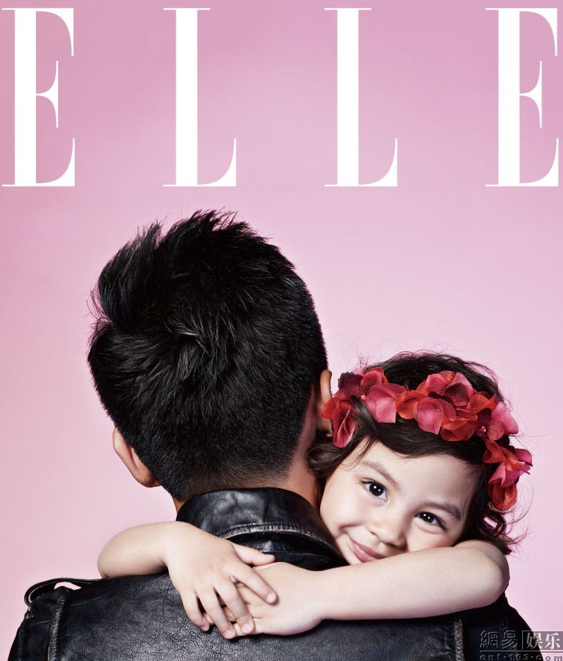 劉燁攜混血女兒拍寫真大片 網(wǎng)友大呼可愛 劉燁攜混血女兒拍寫真大片 網(wǎng)友大呼可愛