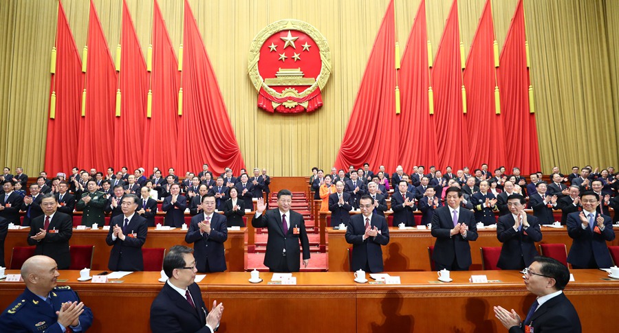習(xí)近平當(dāng)選國家主席、中央軍委主席