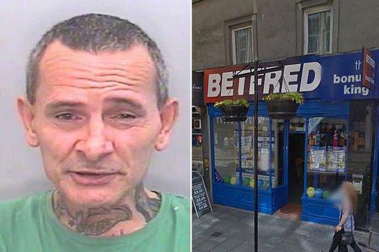 英國一笨賊竟用紙巾糊臉搶劫。