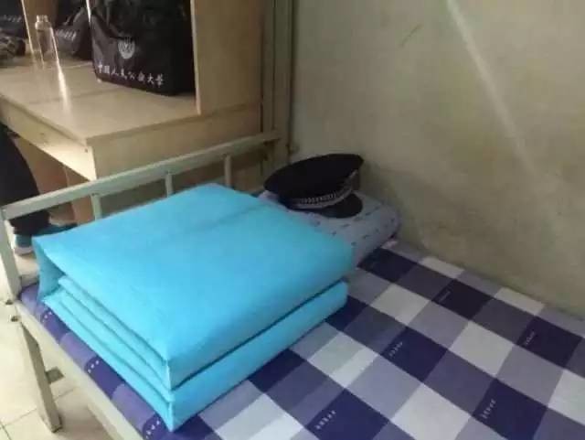 這個學(xué)校的男生宿舍火了！女同學(xué)都喊著要嫁