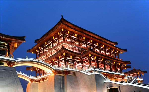 不要溫和地走進那個良夜 因為夜太美！