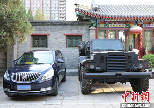 輕型聯(lián)合越野戰(zhàn)力與別克GL8商務(wù)MPV車對比。張龍?jiān)茢z