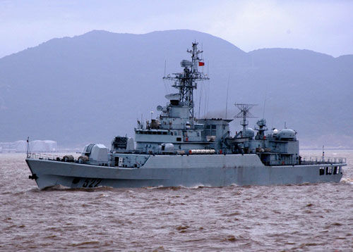 中國反艦導(dǎo)彈的發(fā)射，根本不需要所謂的“火控雷達(dá)照射”，而且3公里距離也明顯小于反艦導(dǎo)彈最小允許發(fā)射距離。（資料圖）