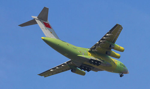 試飛中的運(yùn)-20(資料圖) 試飛中的運(yùn)-20(資料圖)